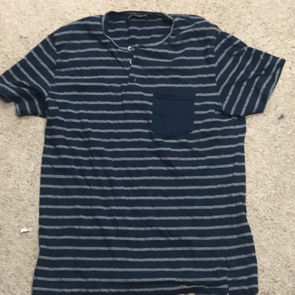 Men's Kenneth Cole Blue & Gray T Shirt Size Medium